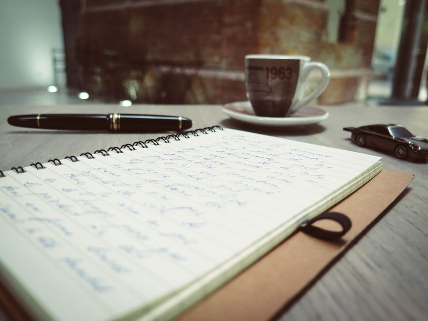 Why You Forget Most of What You Read (And the Two-Minute Fix)
